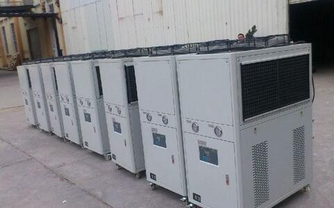 工業(yè)冷水機(jī)如何添加制冷劑